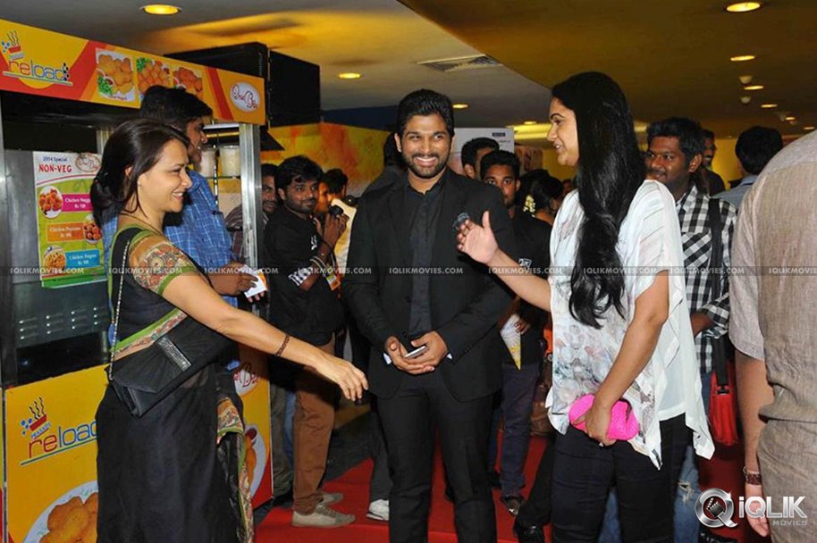 Manam-World-Premiere-show-Photos